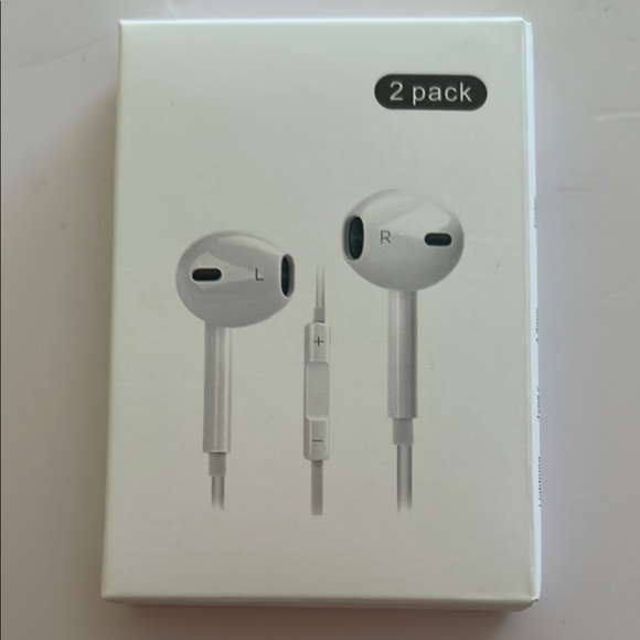 White Wired Earbuds 2 Pack - Picture 1 of 2